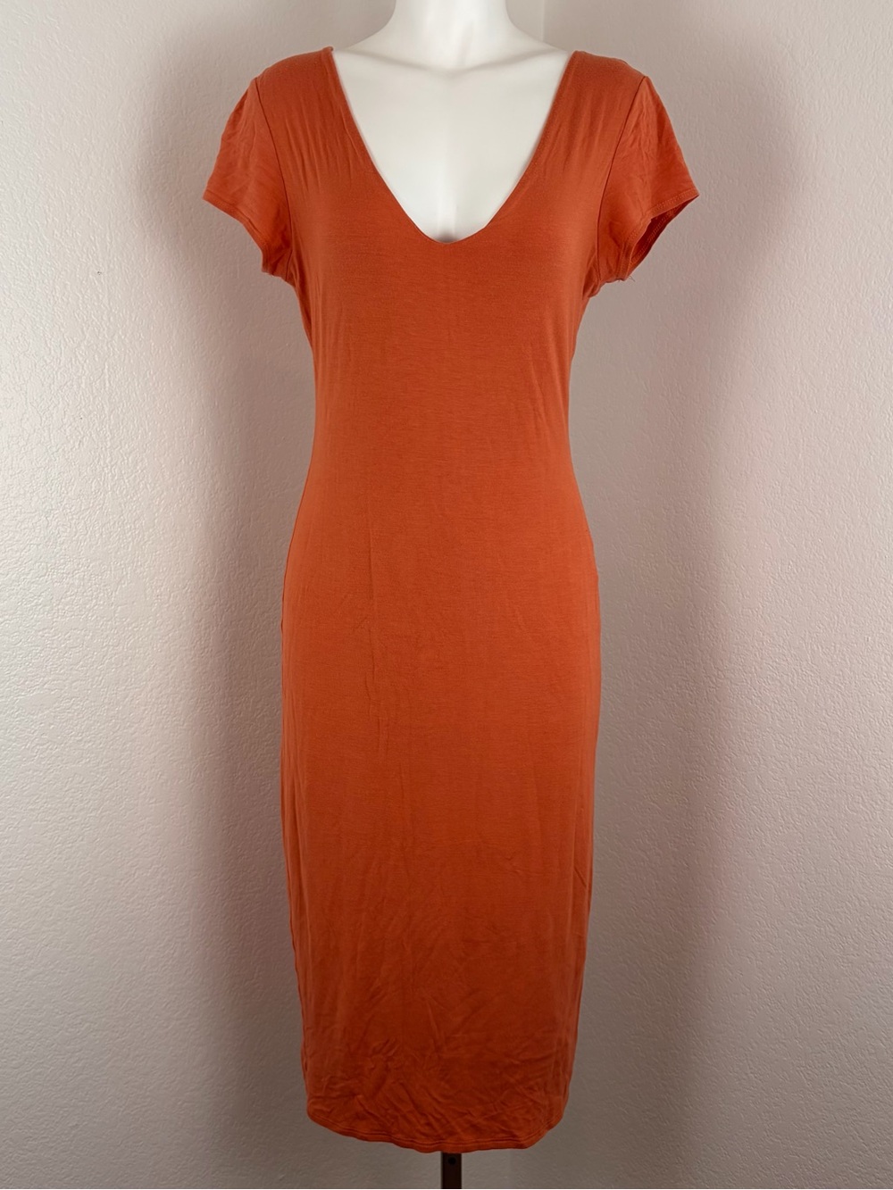 See You Monday Coral V-Neck Jersey Midi Dress
